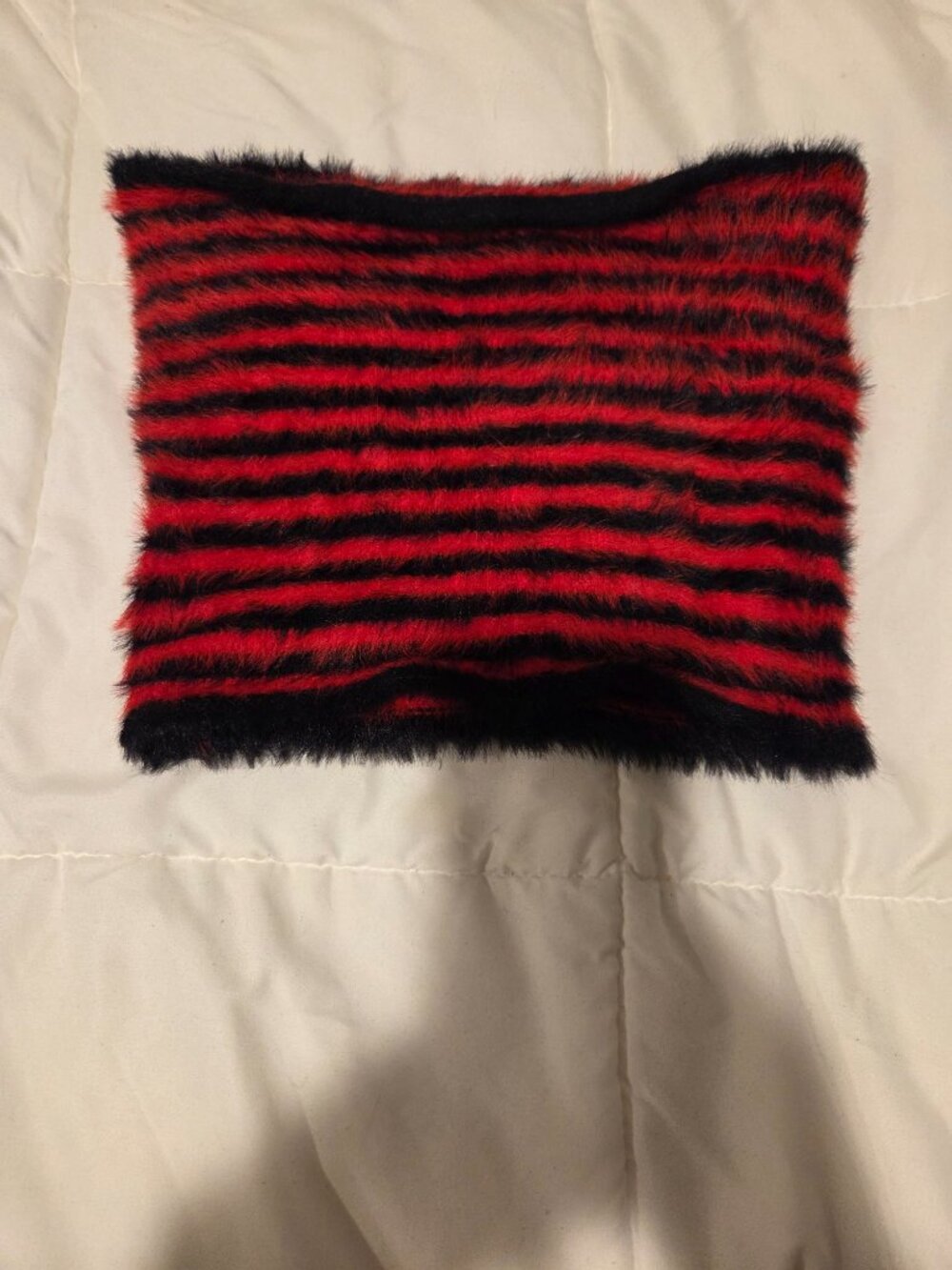 Black & red fuzzy tube top